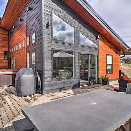 Spacious Sevierville Home With Hot Tub! Екстериор снимка