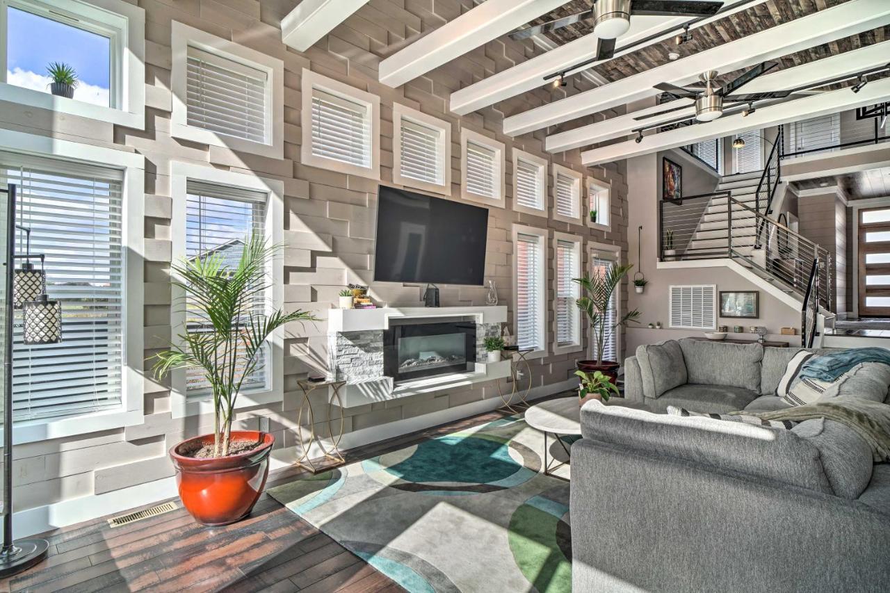 Spacious Sevierville Home With Hot Tub! Екстериор снимка
